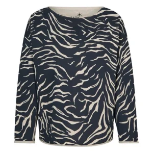 Juvia Judi Sweater 12